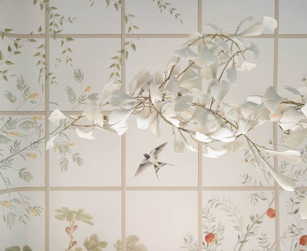 D&eacute;cor botanique maroufl&eacute; sur plafond